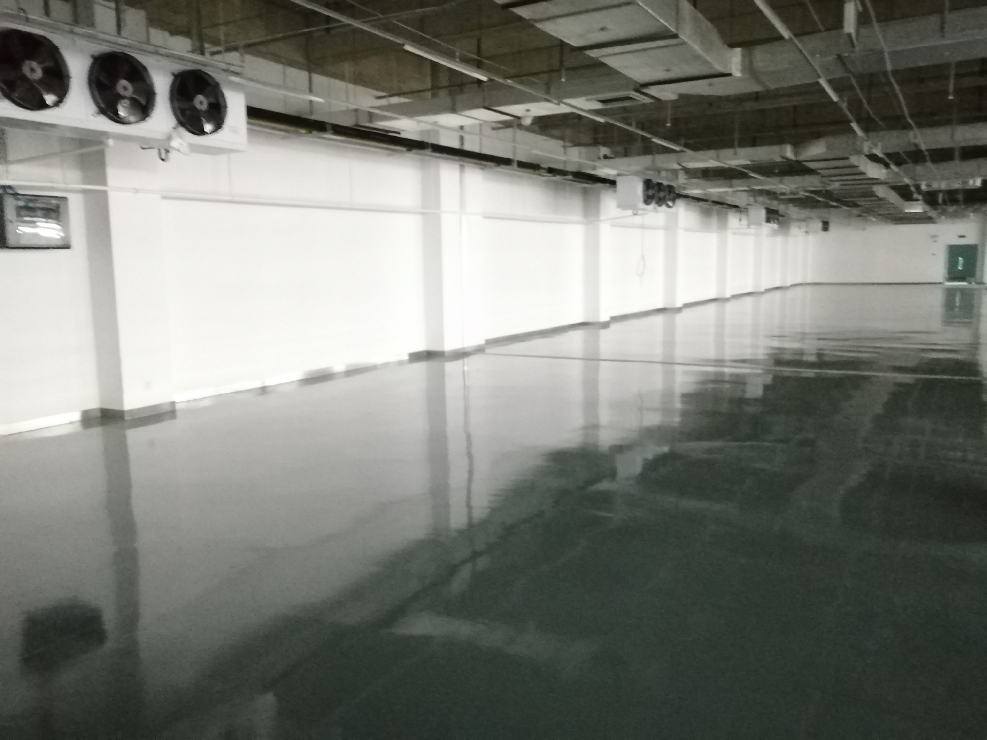 建造4600m3醫(yī)藥冷凍庫安裝費(fèi)用造價(jià)是多少？